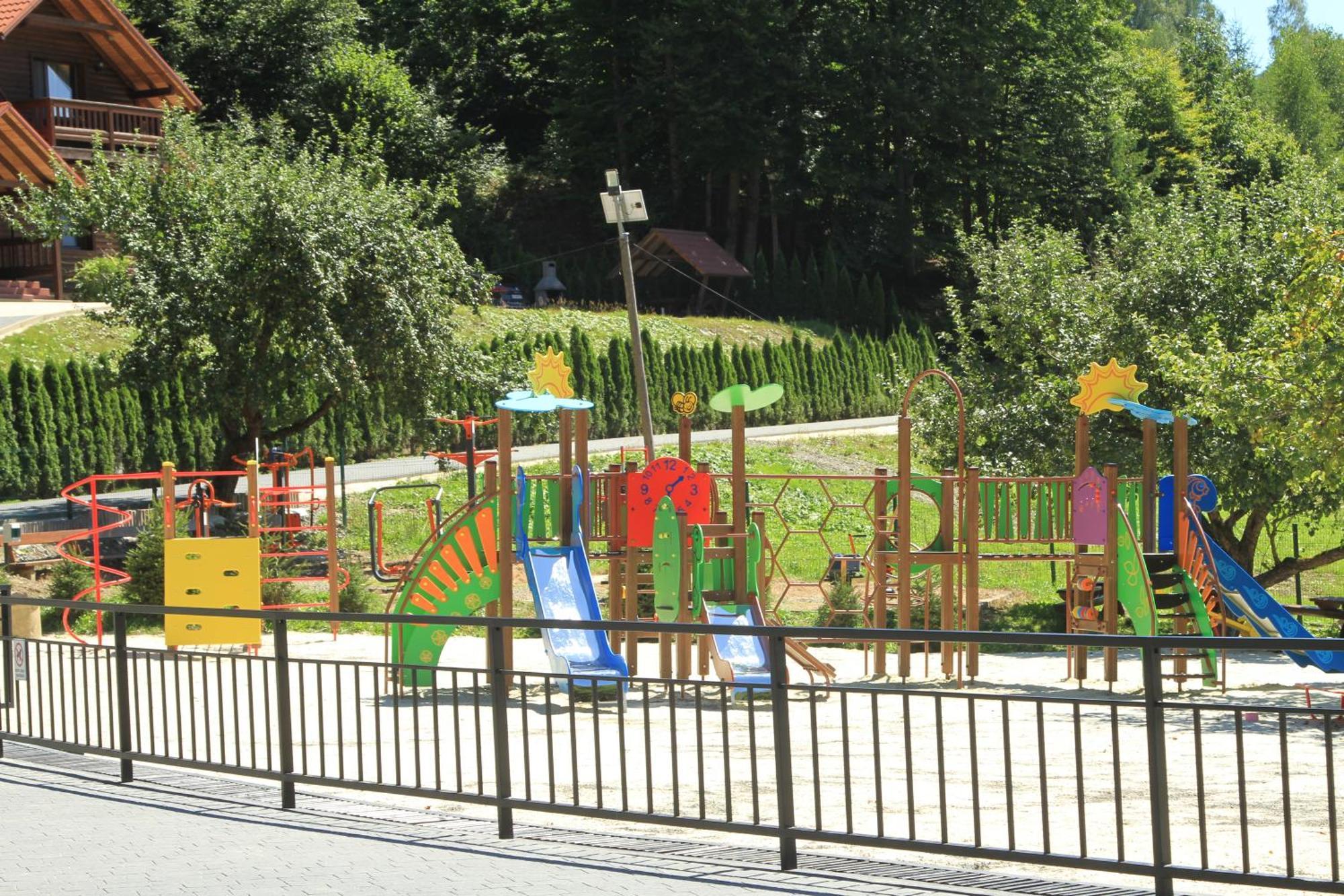Nizhniy Studenyy Hotel Ozero Vita מראה חיצוני תמונה